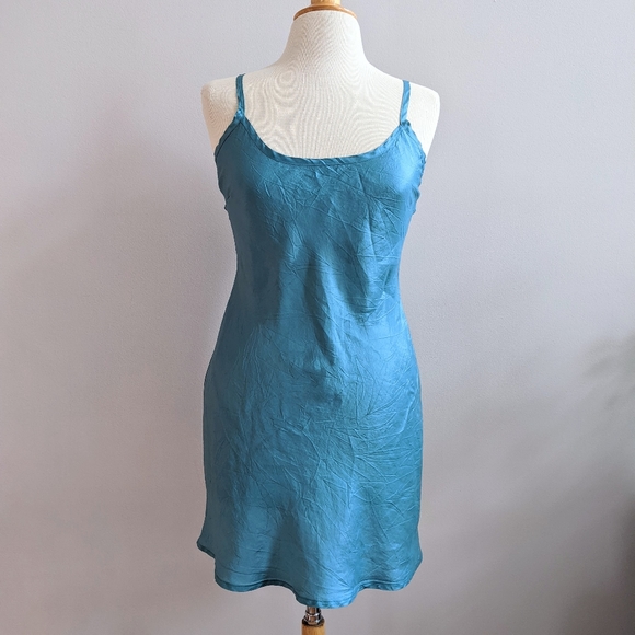 Teal and Black Short Dress - M - Picture 7 of 10